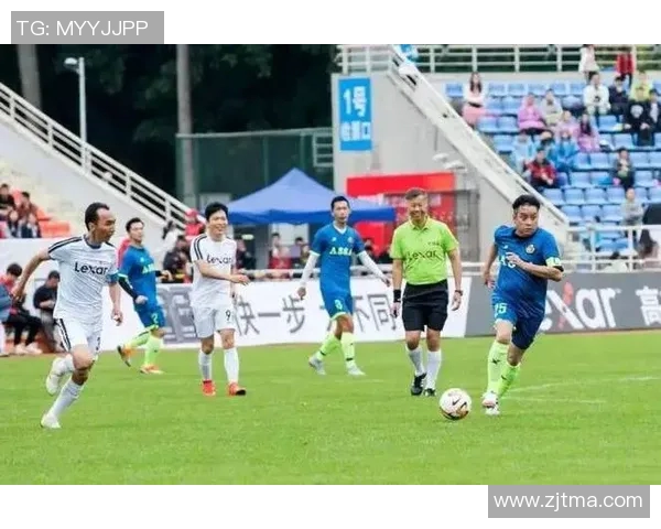 8月8日足球明星齐聚一堂共庆盛夏激情与荣耀时刻