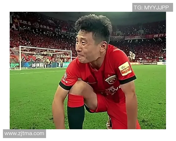 足球明星武磊的职业生涯与成就全景展示及精彩瞬间回顾 足球明星武磊的职业生涯与成就全景展示及精彩瞬间回顾