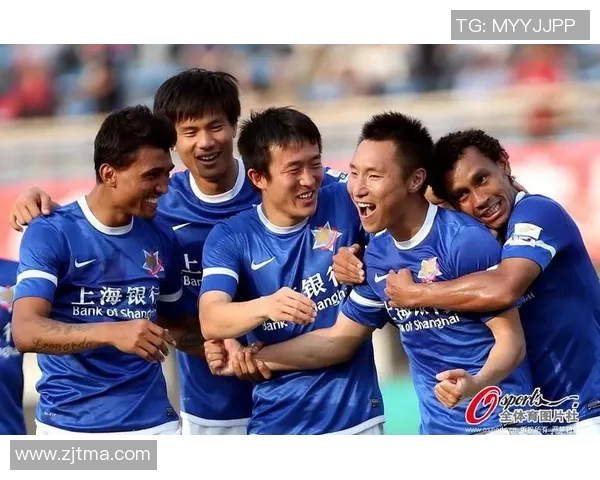 上海申鑫迎战华夏幸福争夺中超联赛关键三分全力以赴展现球队实力 上海申鑫迎战华夏幸福争夺中超联赛关键三分全力以赴展现球队实力