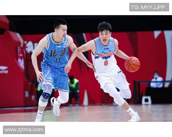 新疆飞虎迎战江苏男篮争夺季后赛席位的关键之战 新疆飞虎迎战江苏男篮争夺季后赛席位的关键之战